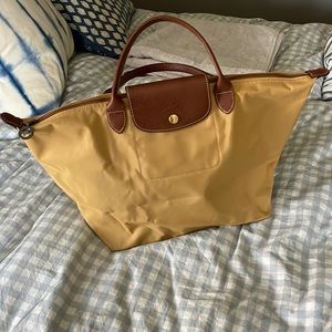 COPY - Longchamp Tote. Great Condition